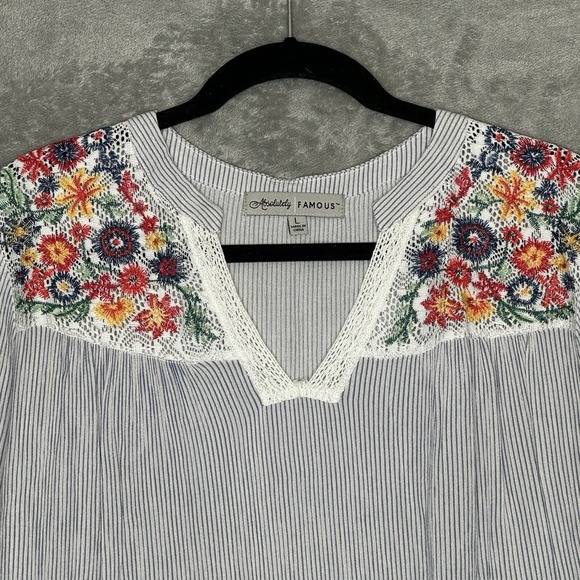 Absolutely Famous Large Top Shirt Gray Striped V Neck Bell 3/4 Sleeve Womens - Picture 4 of 8